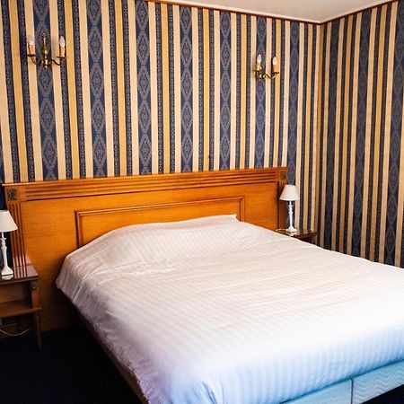 Hotel Jolly Roger Dunkirk ภายนอก รูปภาพ