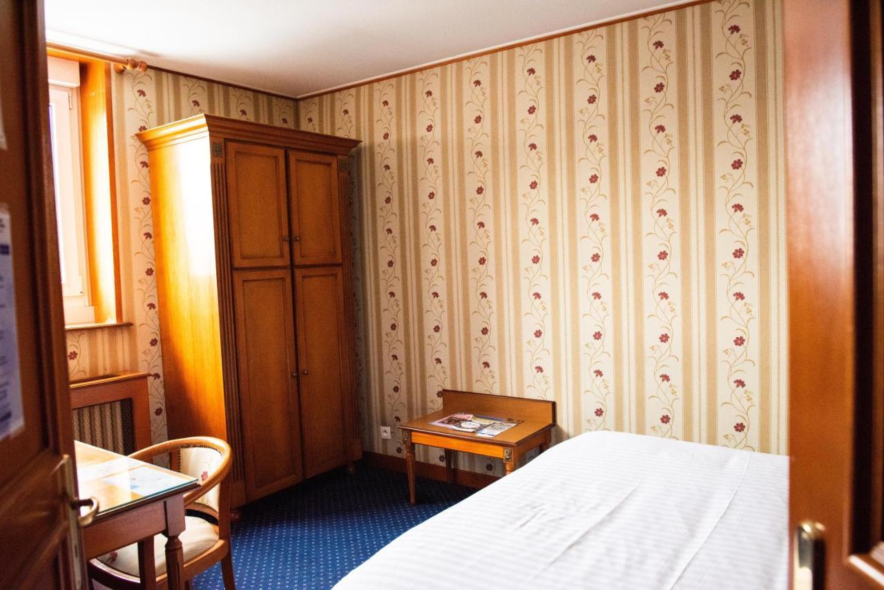 Hotel Jolly Roger Dunkirk ภายนอก รูปภาพ