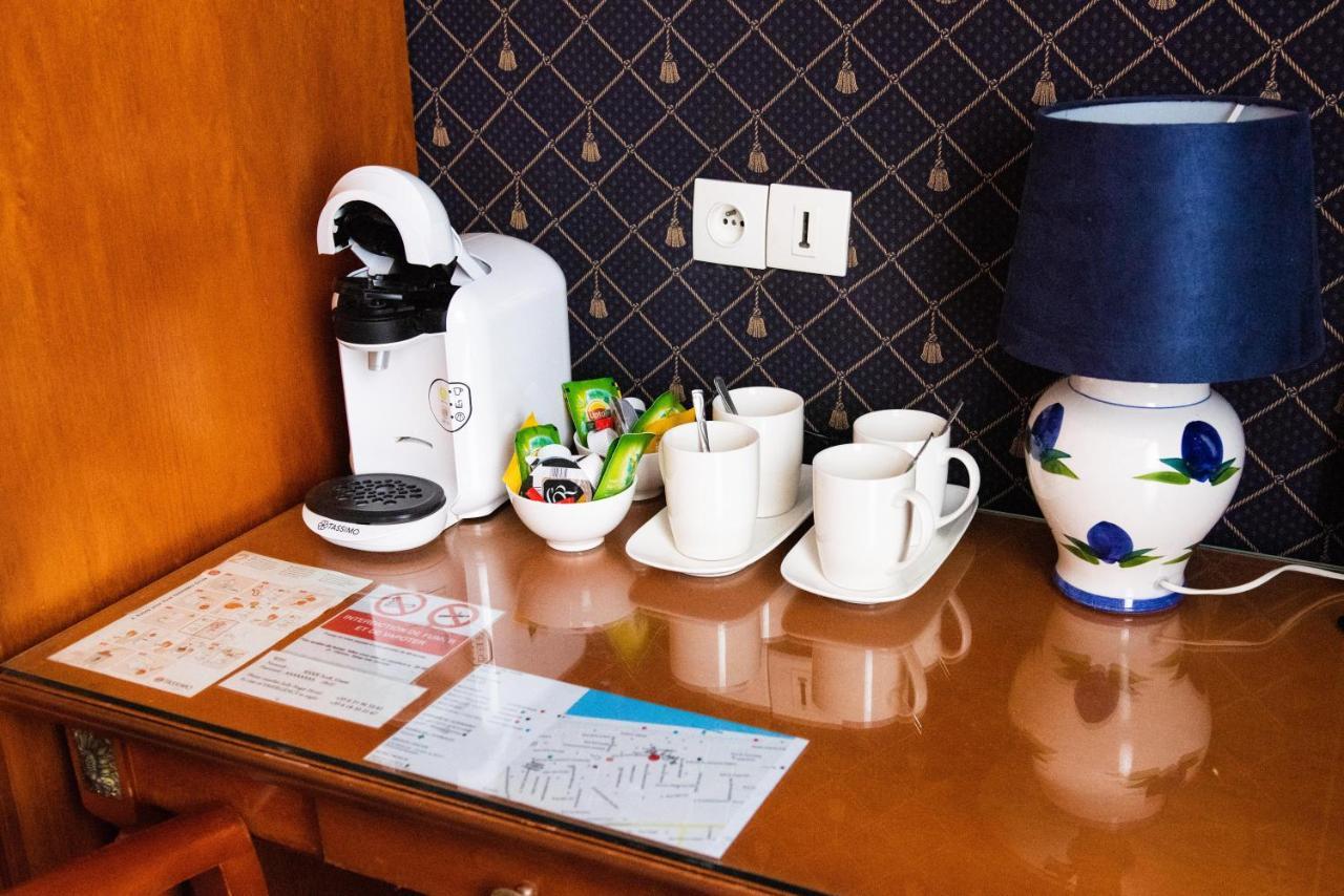 Hotel Jolly Roger Dunkirk ภายนอก รูปภาพ