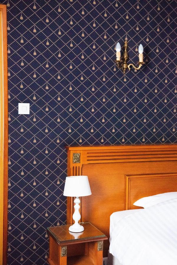 Hotel Jolly Roger Dunkirk ภายนอก รูปภาพ